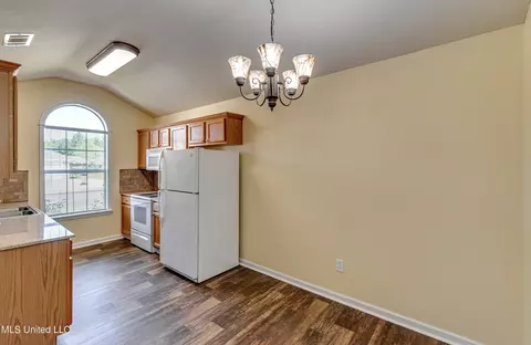 Other - 322 Swan Dr, Brandon, MS 39047 photo 3 of 8