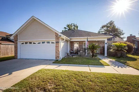 844 Brentwood Dr, Biloxi, MS 39532