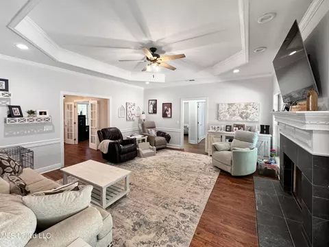 Living - 520 E Point Dr, Brandon, MS 39047 photo 3 of 3
