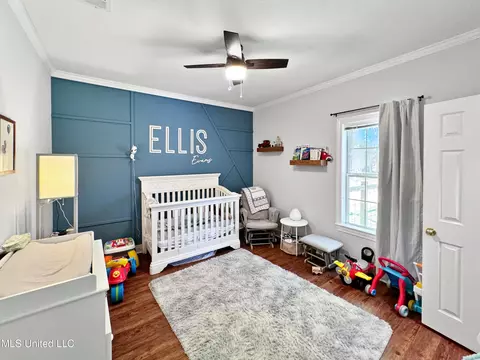 Bedroom - 520 E Point Dr, Brandon, MS 39047 photo 2 of 3