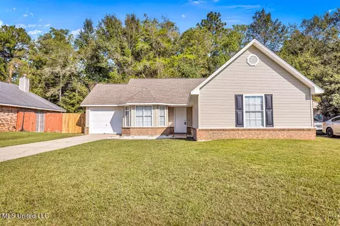 13122 Trailwood Dr, Gulfport, MS 39503