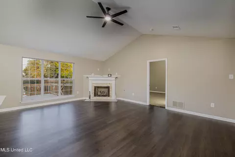 7534 Ally Cv, Walls, MS 38680 photo 8
