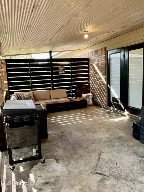 Exterior - 1728 Scr 86, Mize, MS 39116 photo 5 of 16