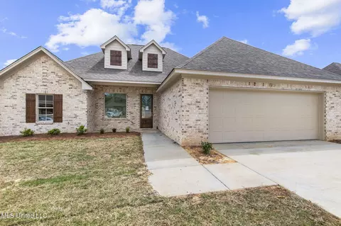 109 Porter Ridge Dr, Canton, MS 39046