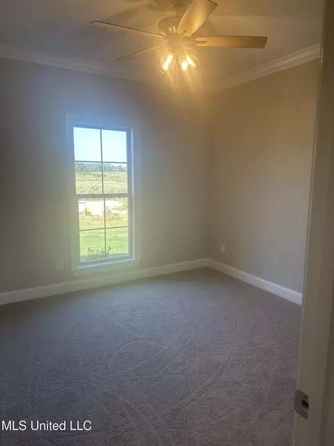 Bedroom - 400 Old Maple Cv, Madison, MS 39110 photo 2 of 3