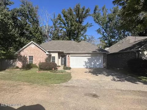 304 Village Dr, Canton, MS 39046