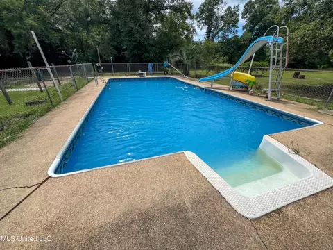 Exterior - 1997 Vernal River Rd, Lucedale, MS 39452 photo 4 of 10