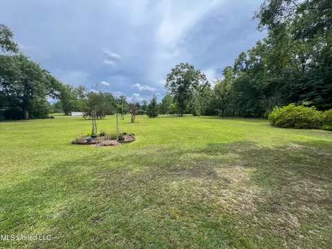 Exterior - 1997 Vernal River Rd, Lucedale, MS 39452 photo 9 of 10