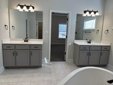 3945 Winter Pointe Dr, Olive Branch, MS 38654 photo 7