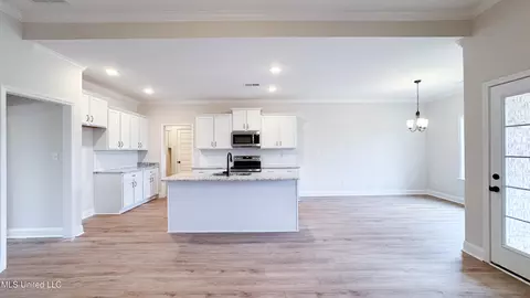 3931 Winter Pointe Dr, Olive Branch, MS 38654 photo 9