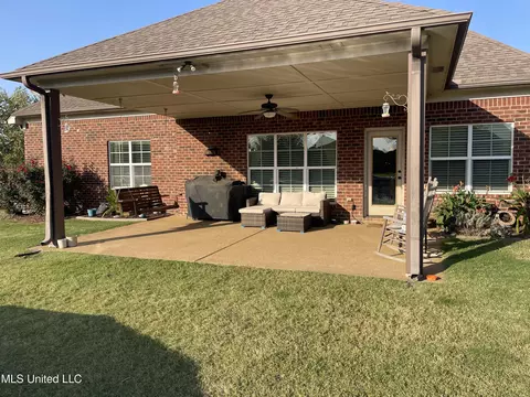 1253 Heritage Lake Dr, Hernando, MS 38632 photo 21