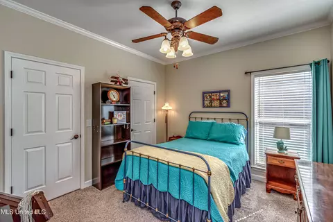 Bedroom - 219 Terrace Dr, Brandon, MS 39042 photo 4 of 7