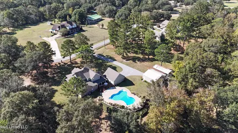 View/Area - 136 Blue Lakes Dr, Lucedale, MS 39452 photo 5 of 7