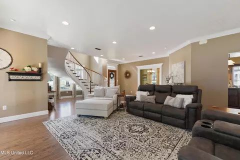 Living - 136 Blue Lakes Dr, Lucedale, MS 39452 photo 3 of 4