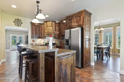 Kitchen - 136 Blue Lakes Dr, Lucedale, MS 39452 photo 2 of 3