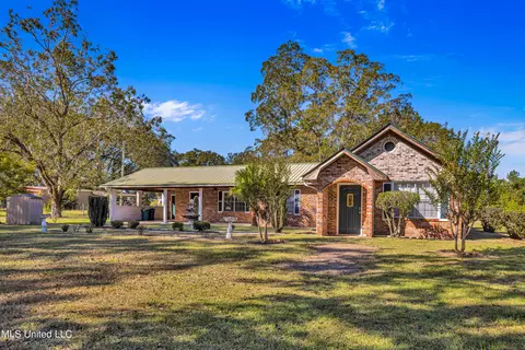 2137 Fairley Oneal Rd, Lucedale, MS 39452