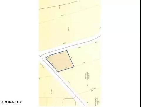 12648 Lorraine Rd, Biloxi, MS 39532