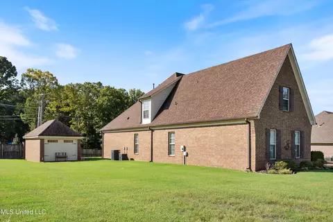 3217 S Emery Cir, Nesbit, MS 38651 photo 39