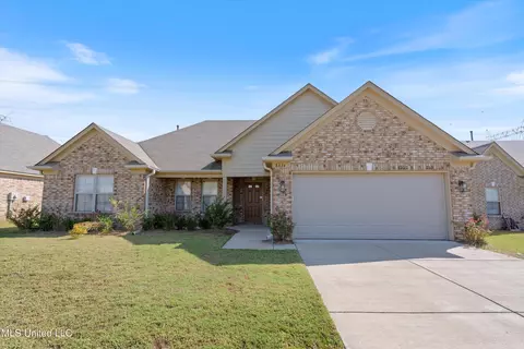8634 Smith Ranch Dr, Southaven, MS 38671