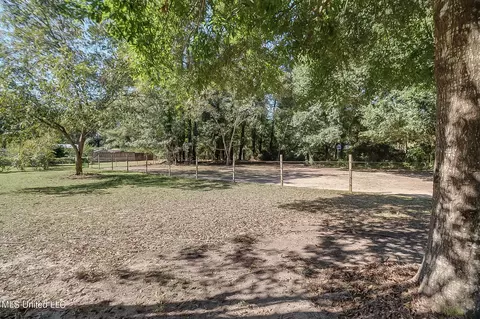 Exterior - 6220 Mccormack Rd, Moss Point, MS 39562 photo 5 of 7