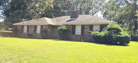1315 Winnrose St, Jackson, MS 39211 photo 1