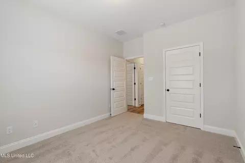 Bedroom - 995 Collie Dr, Hernando, MS 38632 photo 3 of 7
