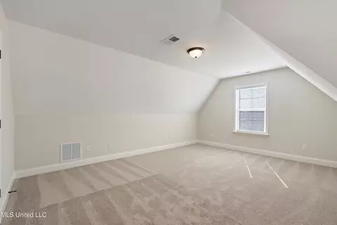 Bedroom - 995 Collie Dr, Hernando, MS 38632 photo 6 of 7