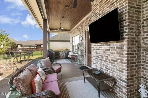 Exterior - 1404 Ruby Pointe, Flowood, MS 39232 photo 8 of 20