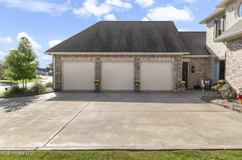 Exterior - 1404 Ruby Pointe, Flowood, MS 39232 photo 4 of 20