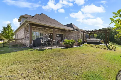 Exterior - 1404 Ruby Pointe, Flowood, MS 39232 photo 12 of 20