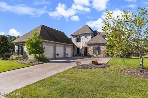 Exterior - 1404 Ruby Pointe, Flowood, MS 39232 photo 2 of 20