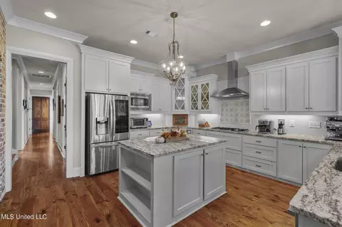 Kitchen - 1404 Ruby Pointe, Flowood, MS 39232 photo 3 of 8