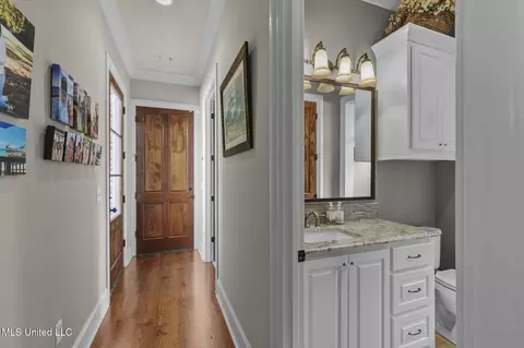 Entry Way - 1404 Ruby Pointe, Flowood, MS 39232 photo 7 of 12