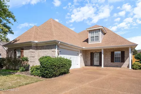 2986 Dawkins Cv, Southaven, MS 38672