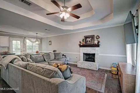 Other - 533 Eaglewood Dr, Florence, MS 39073 photo 2 of 10