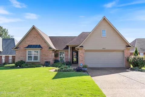 9597 S Meade Cir, Olive Branch, MS 38654