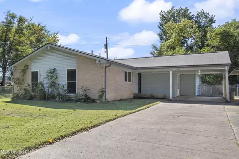 8011 W Southaven Cir, Southaven, MS 38671