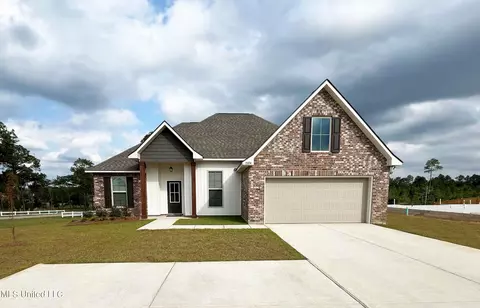 15394 High Point Dr, Gulfport, MS 39503