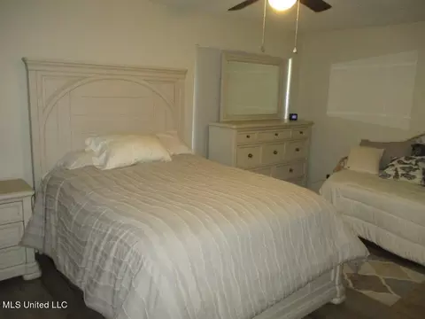 415 Highpoint Dr, Diamondhead, MS 39525 photo 27