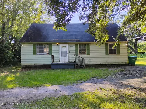 4607 First St, Moss Point, MS 39563 photo 1