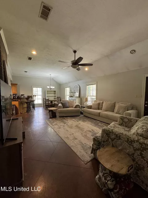 111 Horseshoe Lane Ln, Flora, MS 39071 photo 17