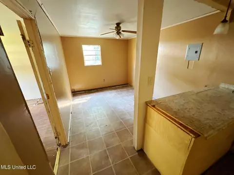 Other - 220 Pin Oak Dr, Jackson, MS 39213 photo 2 of 7