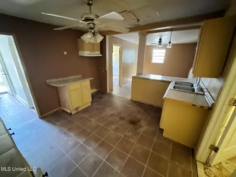 Other - 220 Pin Oak Dr, Jackson, MS 39213 photo 1 of 7