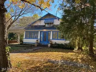 110 Catalpa St, Clarksdale, MS 38614