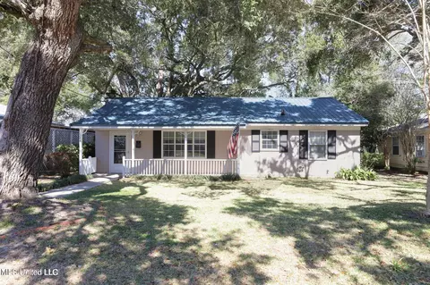 1778 Currie St, Biloxi, MS 39531