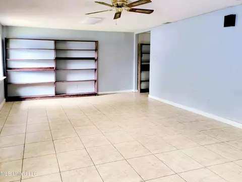 3612 Julia Cir, Moss Point, MS 39563 photo 6