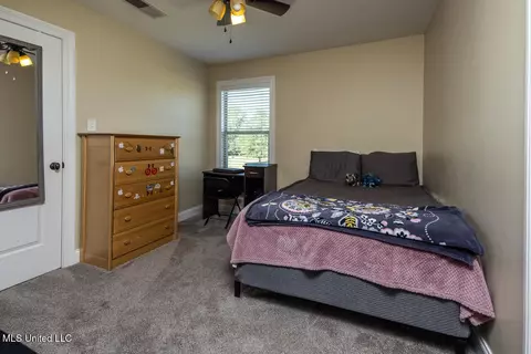 Bedroom - 830 W Slocum Point Cv, Hernando, MS 38632 photo 4 of 6