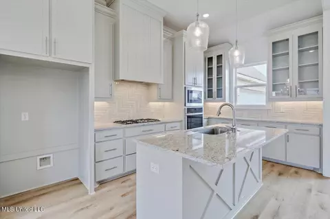 Kitchen - 703 Radiance Pl, Brandon, MS 39042 photo 3 of 3