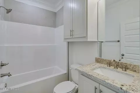 Bath - 703 Radiance Pl, Brandon, MS 39042 photo 3 of 3