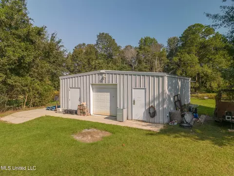 Exterior - 8176 E Cypress Dr, Perkinston, MS 39573 photo 4 of 5